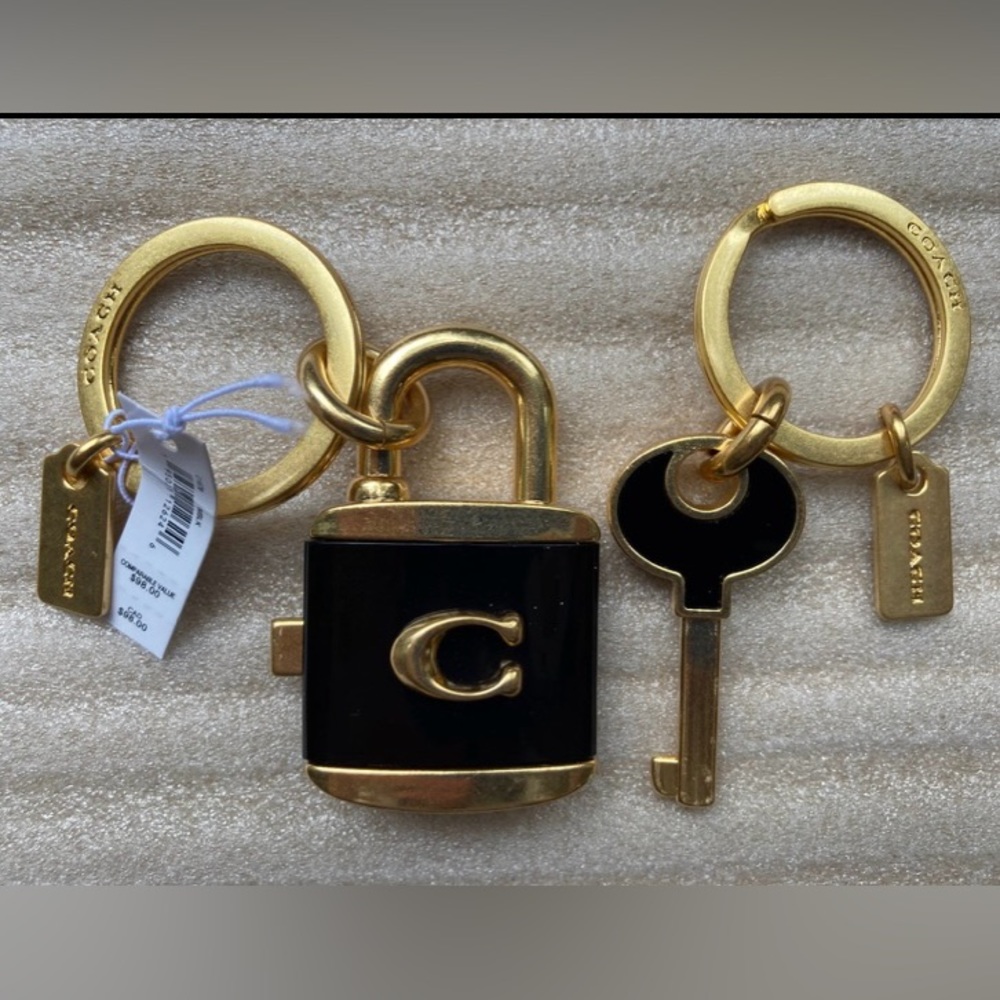 Coach Lock And Key Bag Charm Key Ring C1679